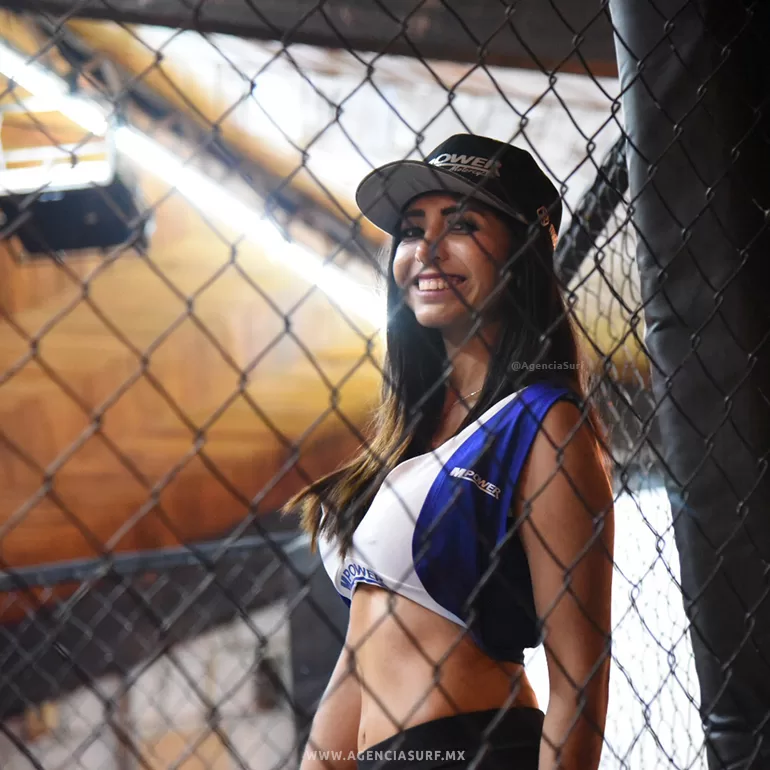 Agencia Surf - Edecan en torneo de MMA en Puebla