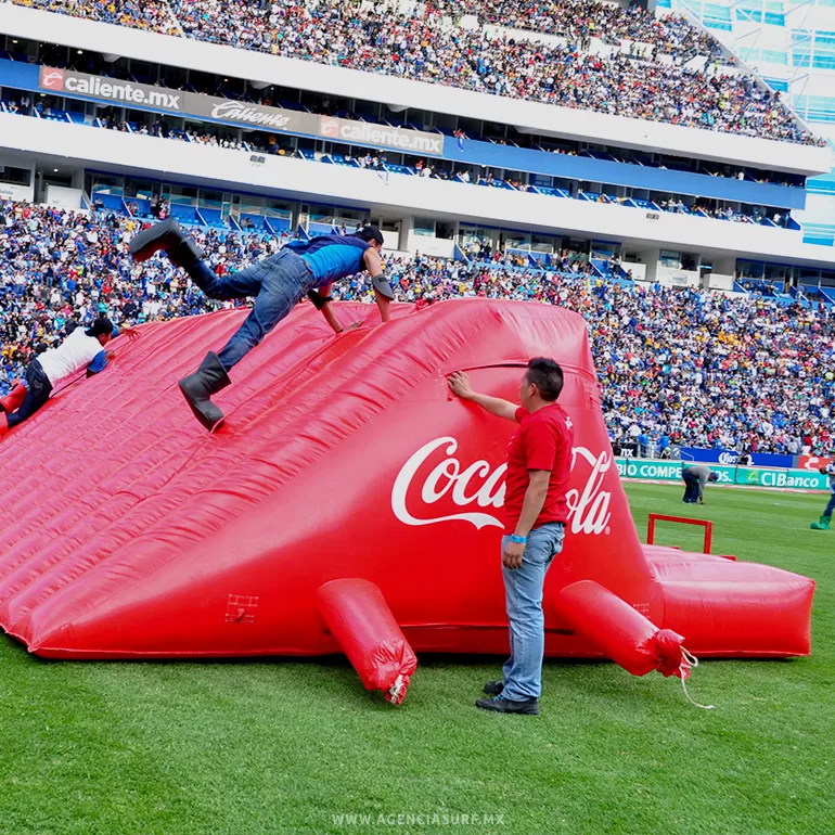 Agencia Surf - Activacion en estadio en Puebla